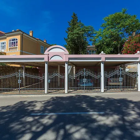 Meernahes Apartment, 230 Meter Zum Sandstrand Lejlighed Crikvenica