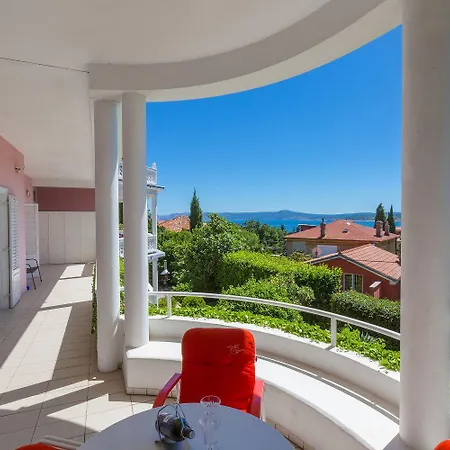Meernahes Apartment, 230 Meter Zum Sandstrand Crikvenica